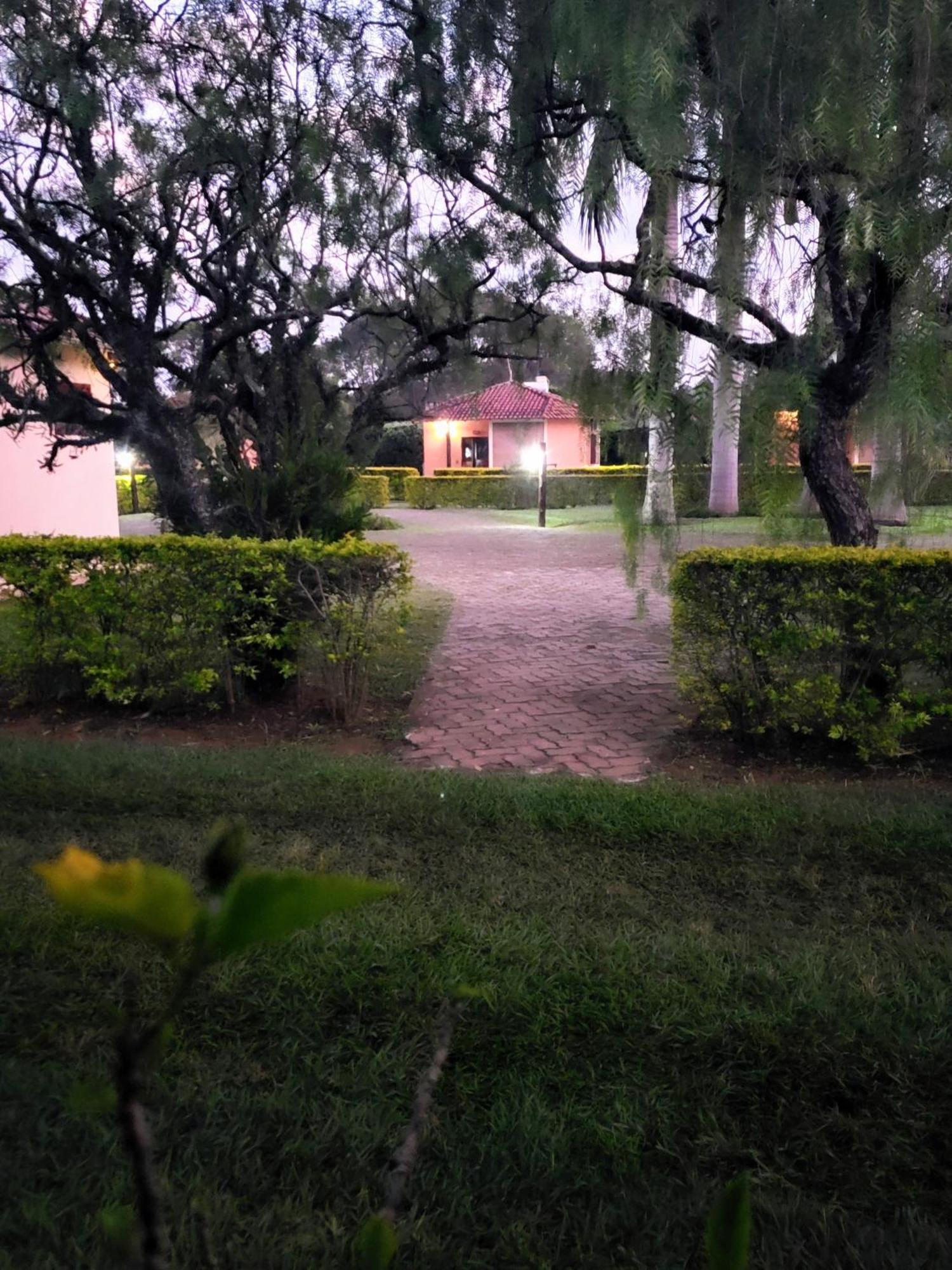 Pousada Vila Minas Итанянду Екстериор снимка
